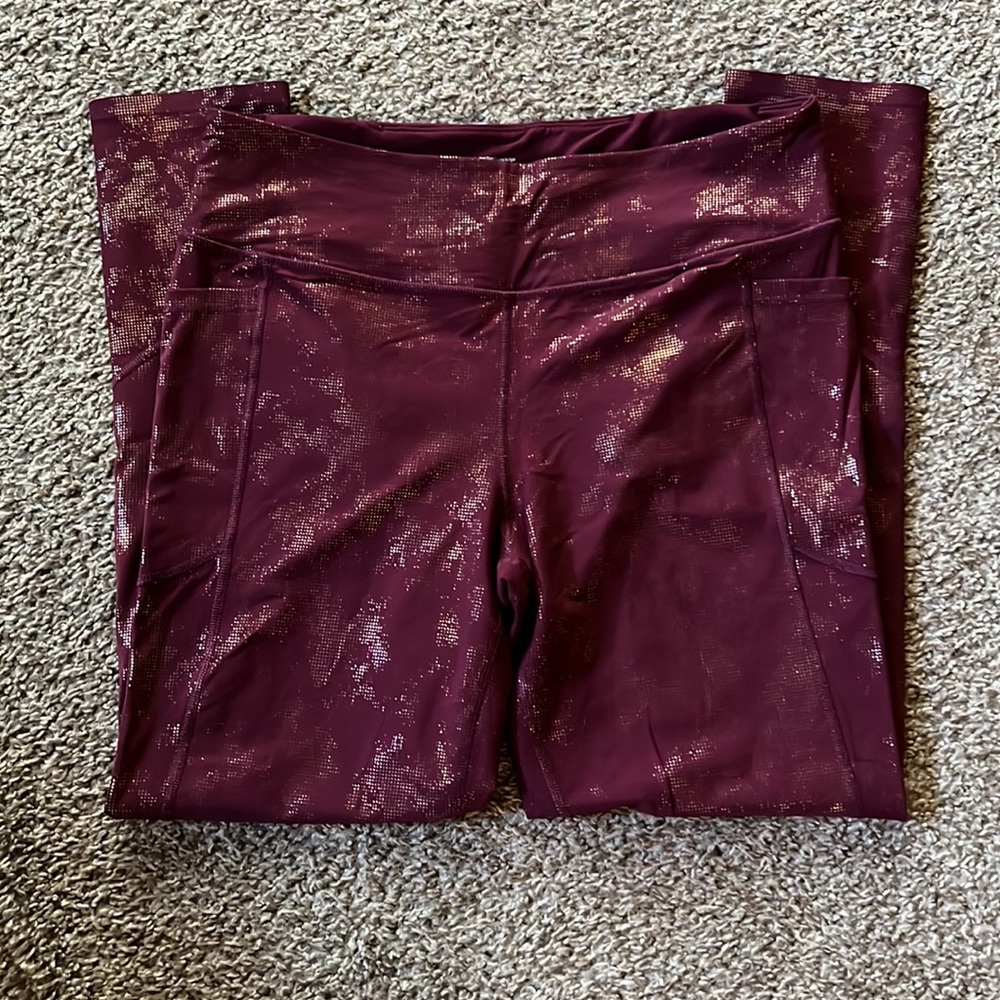 Victoria Sport full length workout leggings maroon+gold Sz L